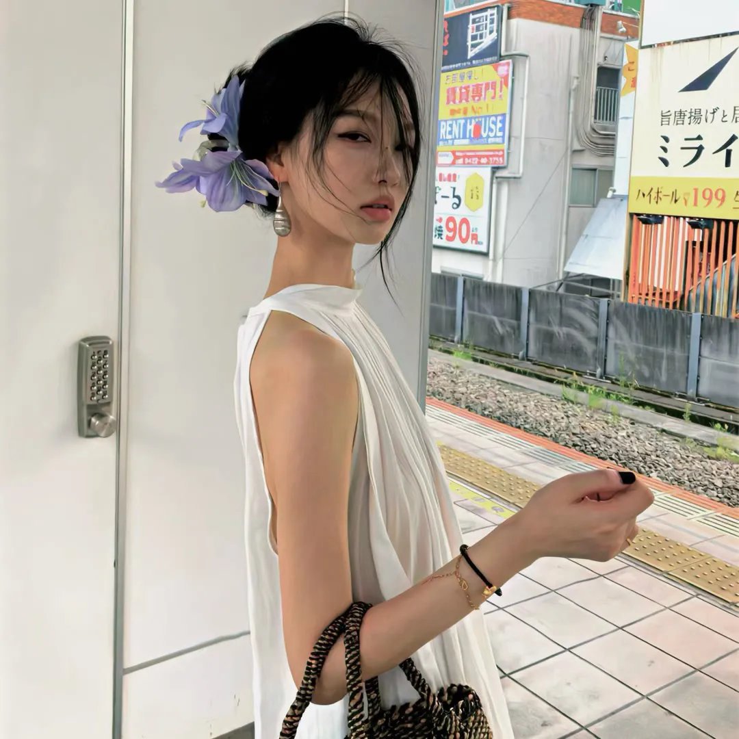 纸板屋女孩
